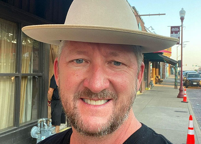 New Italian Restaurant In Texas Has A Strict ‘No Cellphones Allowed’ Policy, And It’s Divided The Internet New Italian Restaurant In Texas Has A Strict ‘No Cellphones Allowed’ Policy, And It’s Divided The Internet