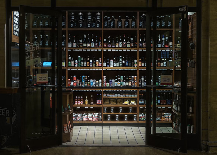 Someone Asks Cashiers To Share What Items Make Them Silently Judge People Who Buy Them, 50 Respond