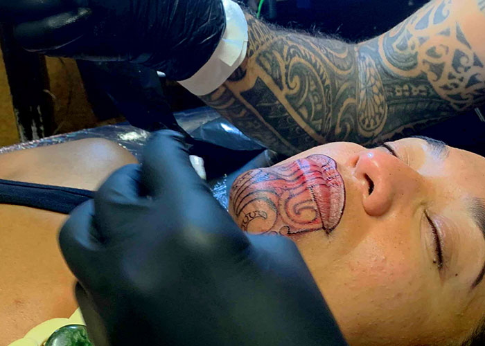 New Zealand Newscaster Claps Back At Man Constantly Complaining To Her News Station About Her Māori Face Tattoo