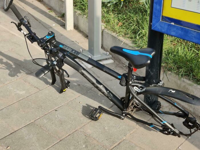 Just Arrived In My Hometown And Someone Stole The Wheels Of My Bike. Now I Have To Walk 6km With A Bike Frame On My Back