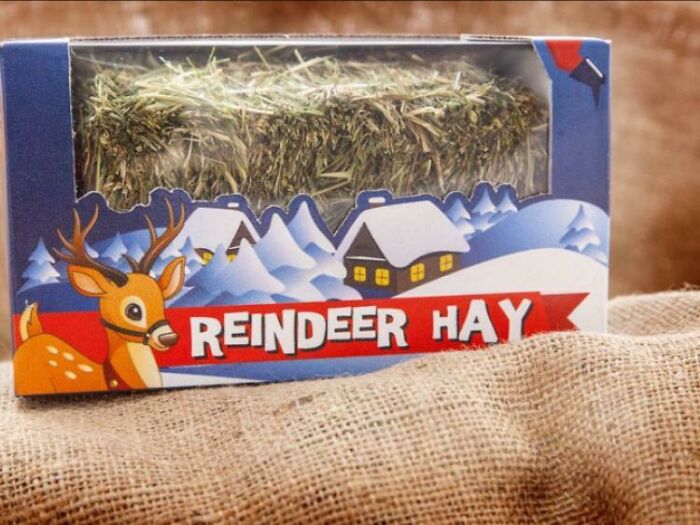 Just Discovered This Subreddit. At Christmas I Saw A Little Box Of Hay For Sale For €10 (About $11.50) In All The Shops