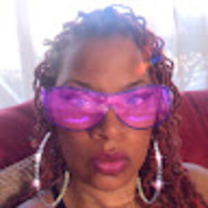 sheleneknight avatar