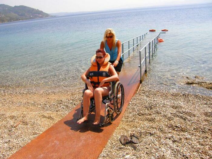 Frente al mar superaccesible, Playa de las Sirenas, Grecia