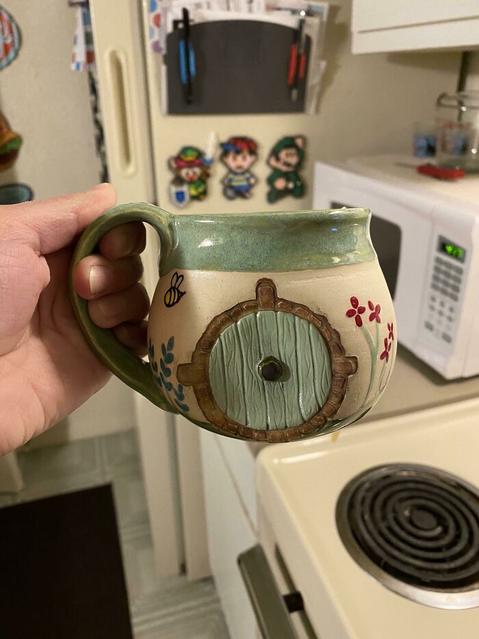 Mi taza favorita de estos días, ¡una casa de hobbit!