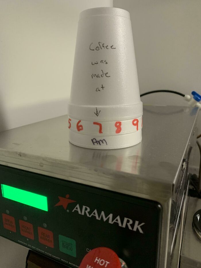 A Stack Of Cups That You Can Turn To Indicate When Coffee Was Brewed