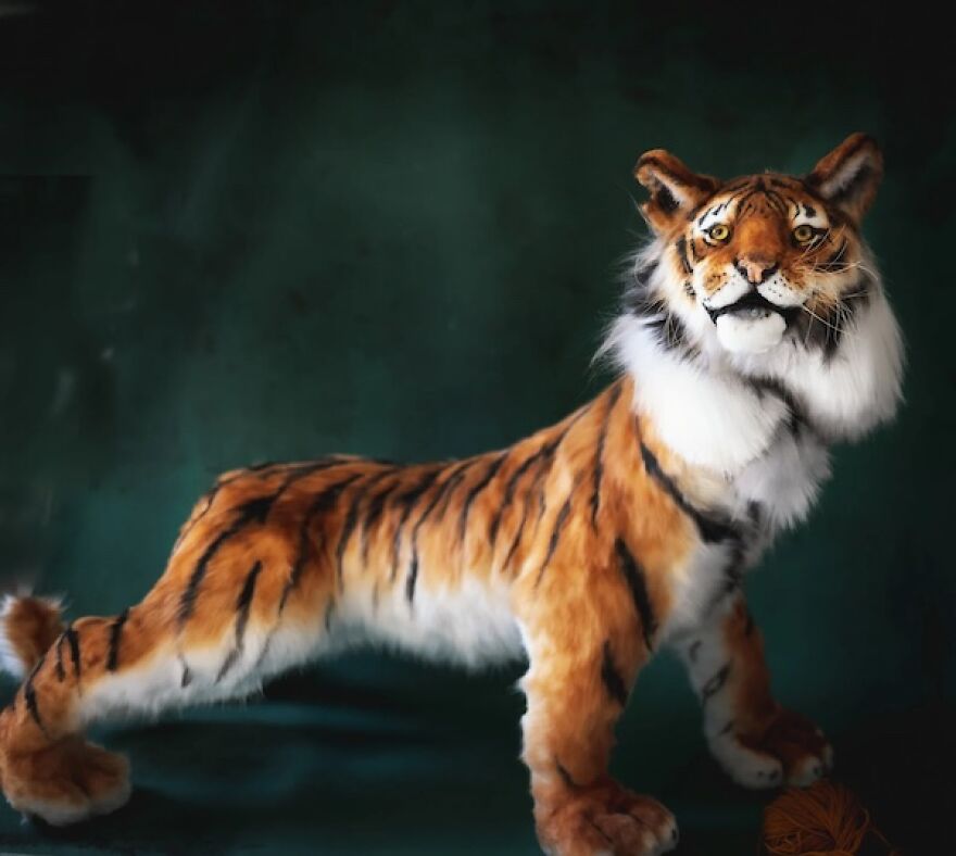 I’m Creating Pets And Animals By Hand, Only Using Needle, Thread And Faux Fur