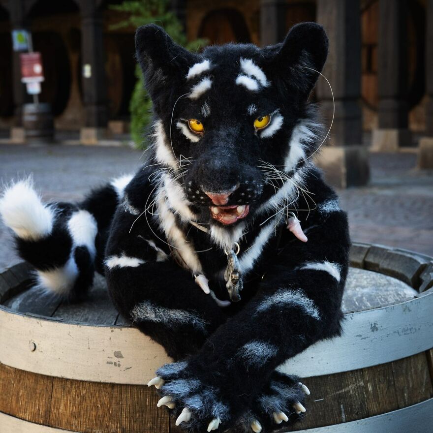 I’m Creating Pets And Animals By Hand, Only Using Needle, Thread And Faux Fur