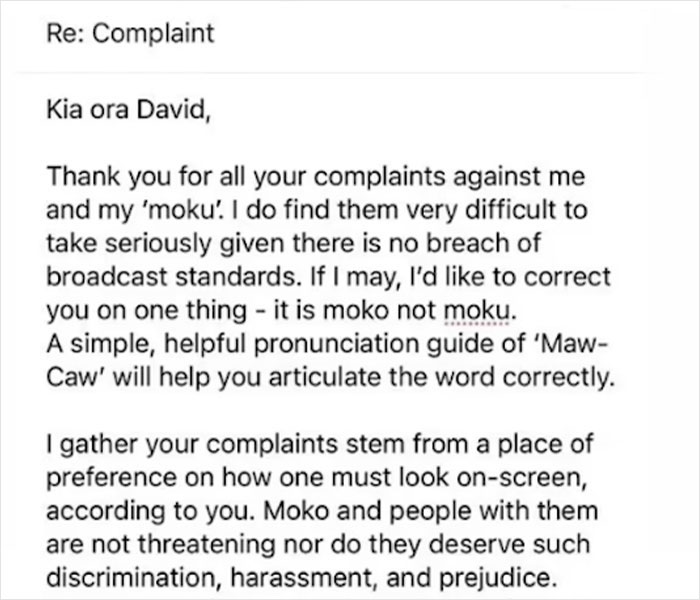 New Zealand Newscaster Claps Back At Man Constantly Complaining To Her News Station About Her Māori Face Tattoo New Zealand Newscaster Claps Back At Man Constantly Complaining To Her News Station About Her Māori Face Tattoo
