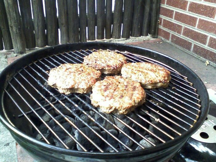 Burgers With Grill Cleaner Instead Of Oil