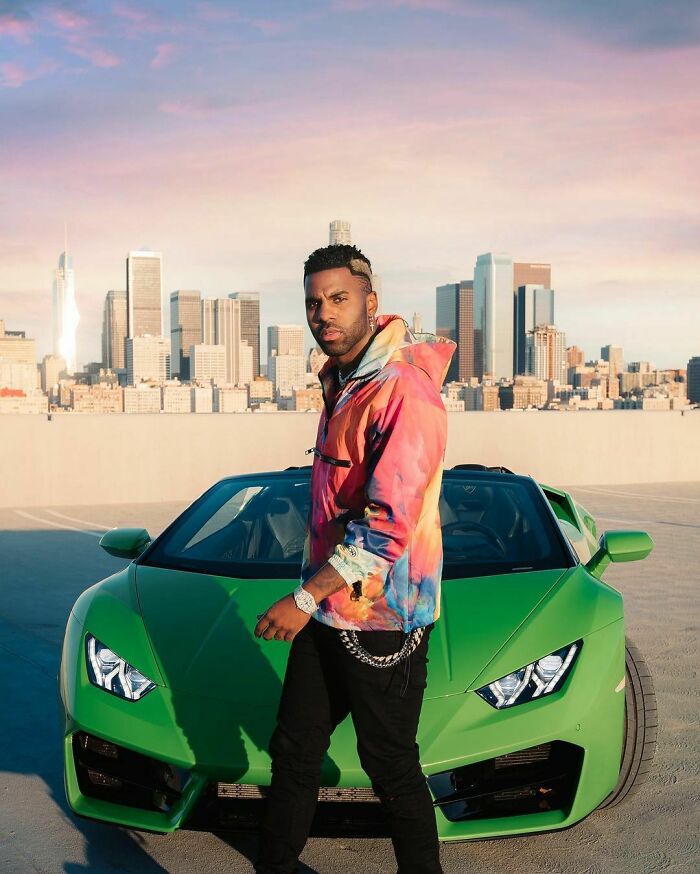 Jason Derulo Took Some Photos To Show Of His New Expensive Car