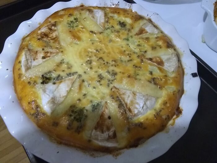 Brie Broccoli Quiche