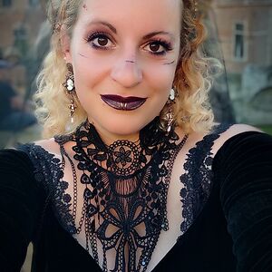 liesasharonvanexem avatar