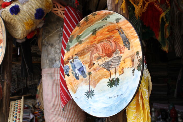 My Pictures Of Pottery Art In Morocco (4 Pics)