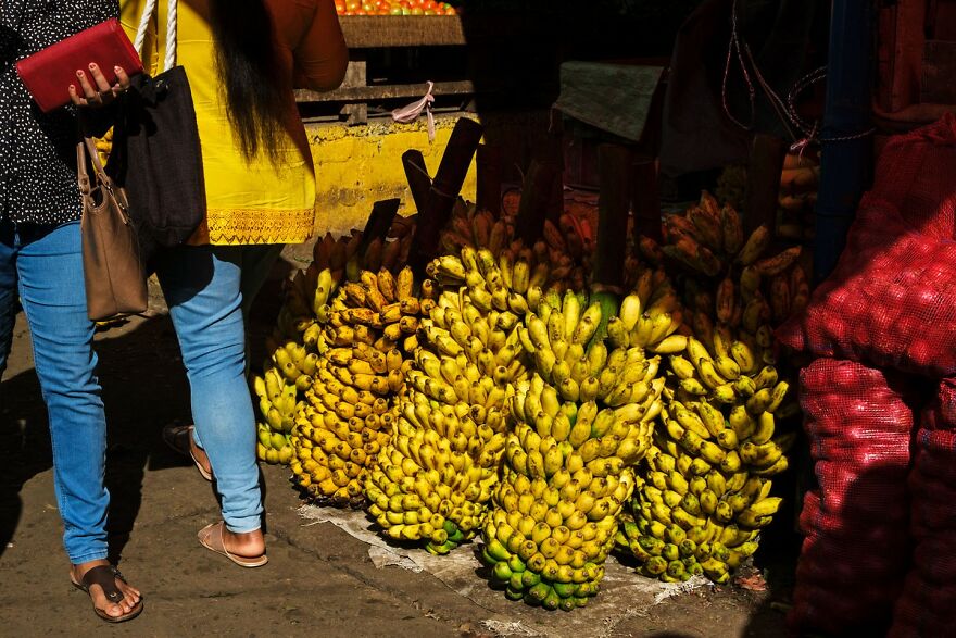 Meet Maciej Dakowicz's Breathtaking Street Photographs