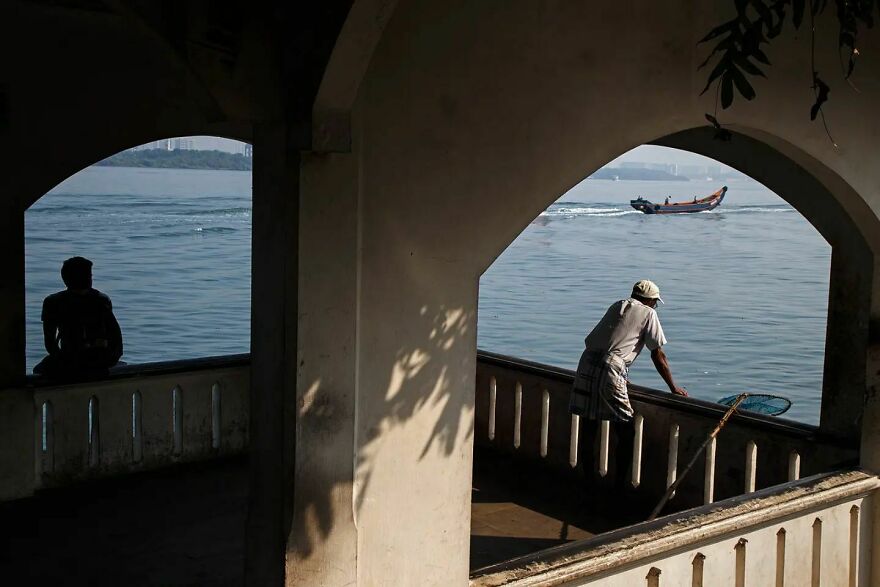 Meet Maciej Dakowicz's Breathtaking Street Photographs