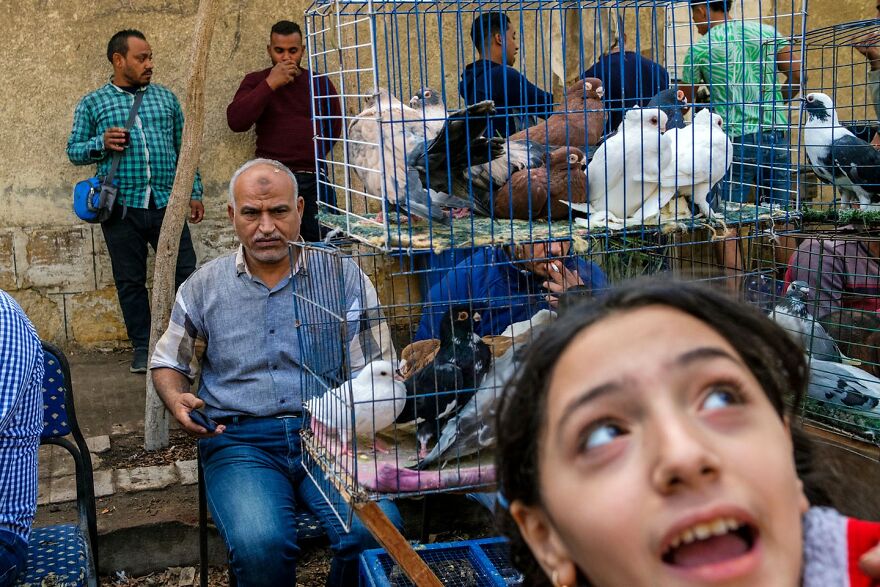 Meet Maciej Dakowicz's Breathtaking Street Photographs