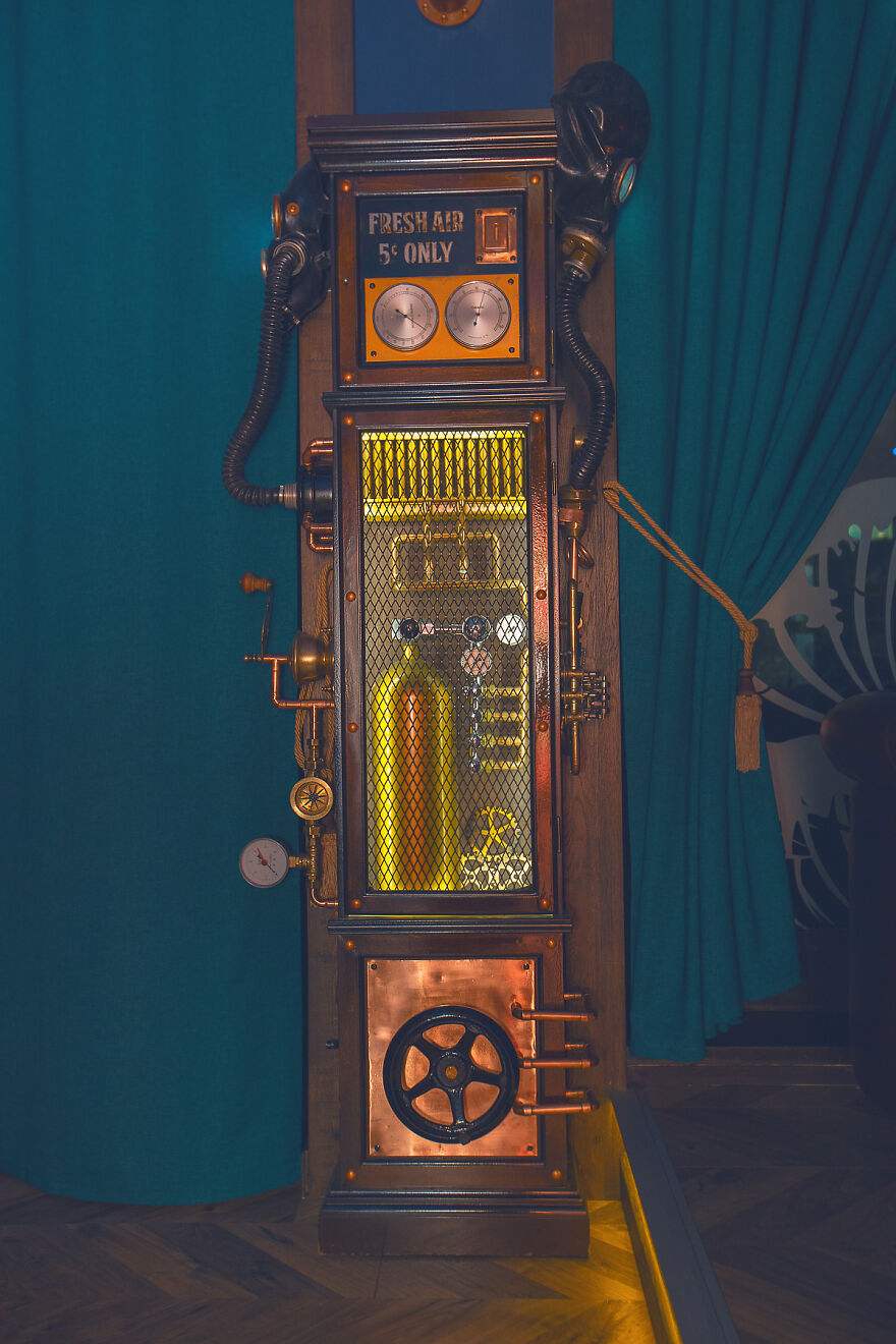 The Kraken Found A Sanctuary In This Underwater-Themed Bar "The Abyss Pub" Which Was Designed By Us The Kraken Found A Sanctuary In This Underwater-Themed Bar "The Abyss Pub" Which Was Designed By Us