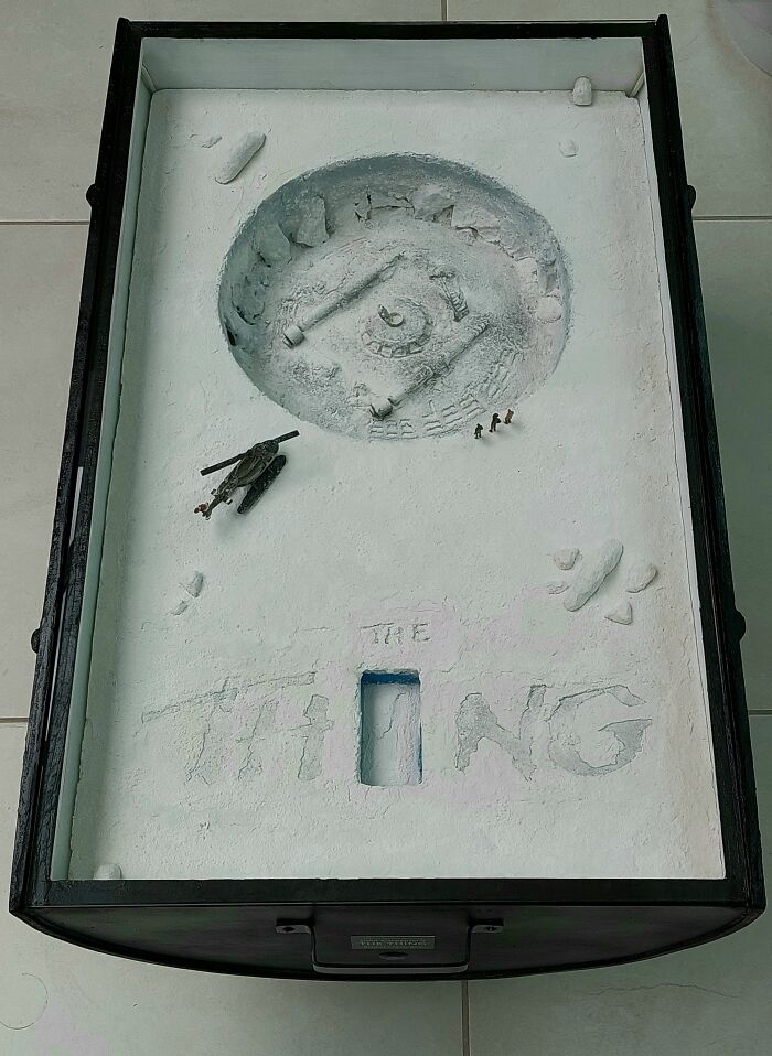 To Celebrate The 40th Anniversary Of "The Thing", I Have Made The "Crash Site Coffee Table" (7 Pics)