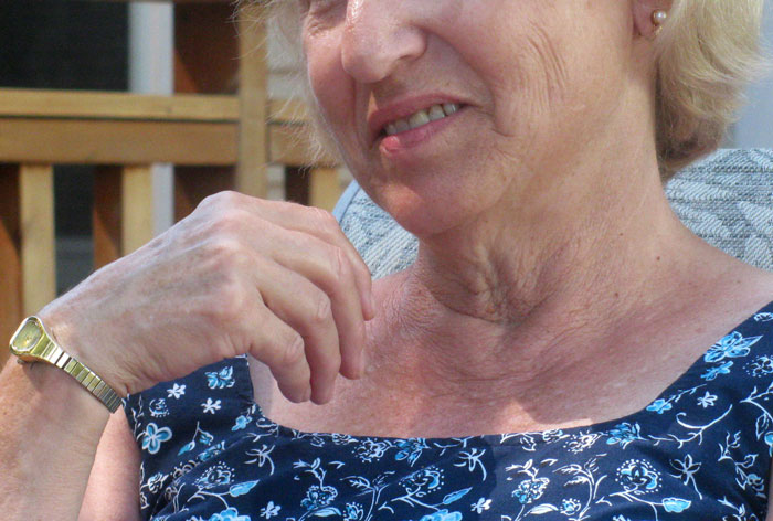 "I Offered To Let My Mom Live With Me Under The Exact Same Terms I Lived With Her As A Teen" "I Offered To Let My Mom Live With Me Under The Exact Same Terms I Lived With Her As A Teen"