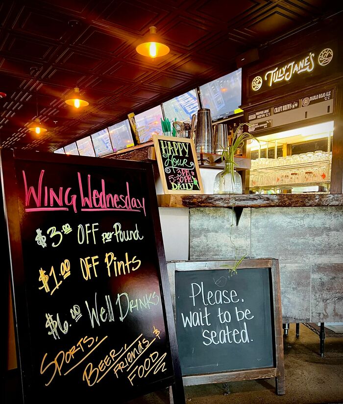 Entitled Amateur Influencer Attempts To Extort $500 And A Meal From A Sports Bar, It Doesn’t Go Well And She Gets Called Out Entitled Amateur Influencer Attempts To Extort $500 And A Meal From A Sports Bar, It Doesn’t Go Well And She Gets Called Out