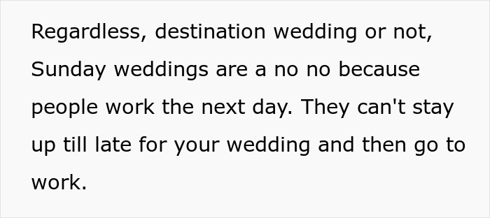 Relative Upset Their Niece Planned A Destination Wedding On A Sunday Night, Tells Her Off, And The Internet's Having None Of It Relative Upset Their Niece Planned A Destination Wedding On A Sunday Night, Tells Her Off, And The Internet's Having None Of It