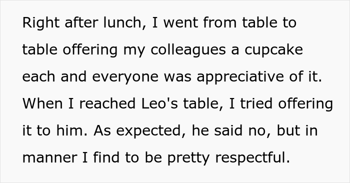 Woman Wonders If She Was Wrong To Bake Cupcakes For Her Office, Excluding A Certain Co-Worker Woman Wonders If She Was Wrong To Bake Cupcakes For Her Office, Excluding A Certain Co-Worker