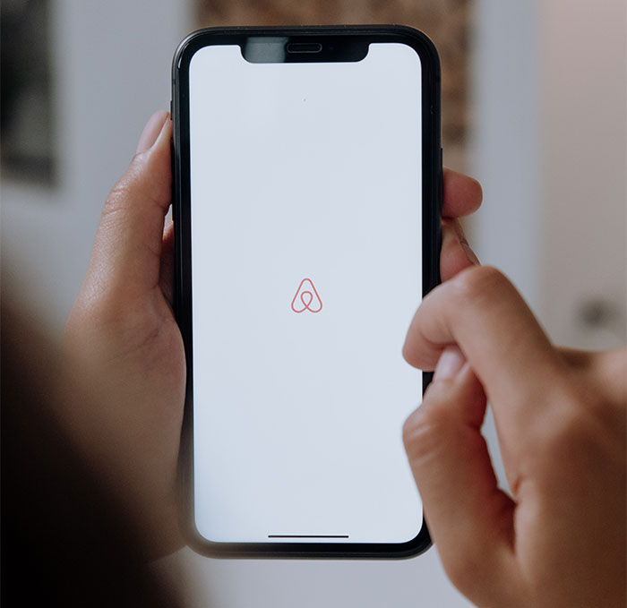 “Why I’m Never Using Airbnb Ever Again”: TikToker Goes Viral After Explaining How The Company Ruined Her Trip To France “Why I’m Never Using Airbnb Ever Again”: TikToker Goes Viral After Explaining How The Company Ruined Her Trip To France