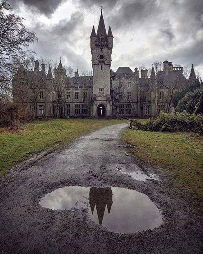 ¡Castillo abandonado en Bélgica!