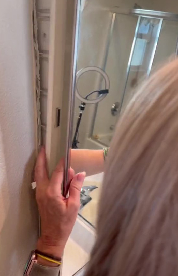 Woman Records Her Efforts To Find Out What Is The Cause Of Her Bathroom Cabinet “Bleeding”, Asks The Internet For Help Woman Records Her Efforts To Find Out What Is The Cause Of Her Bathroom Cabinet “Bleeding”, Asks The Internet For Help