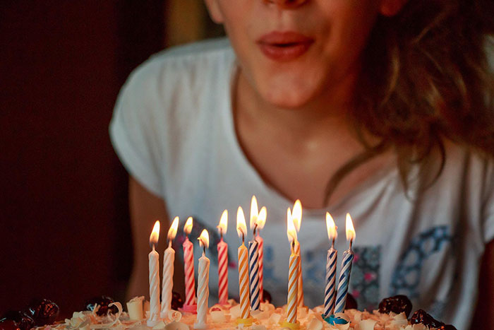Woman Celebrates Her Birthday Even Though It’s On The Same Date As Her Nephew’s 1-Year Death Anniversary, Family Drama Ensues