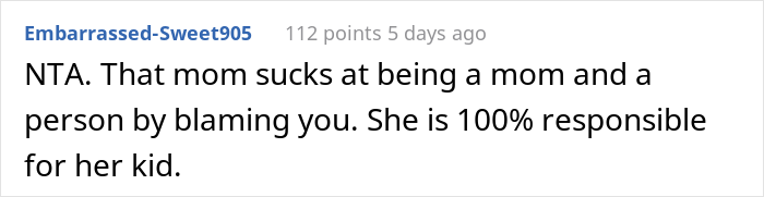 Kid Secretly Watches Deadpool On Another Passenger's Screen, Gets Scared And Starts Crying, Mom Loses It Kid Secretly Watches Deadpool On Another Passenger's Screen, Gets Scared And Starts Crying, Mom Loses It