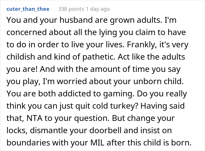 Woman Shows Up Unannounced Thinking That DIL’s Being Unfaithful To Her Son, Finds Out She Was Just Gaming Woman Shows Up Unannounced Thinking That DIL’s Being Unfaithful To Her Son, Finds Out She Was Just Gaming