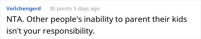 Kid Secretly Watches Deadpool On Another Passenger's Screen, Gets Scared And Starts Crying, Mom Loses It Kid Secretly Watches Deadpool On Another Passenger's Screen, Gets Scared And Starts Crying, Mom Loses It