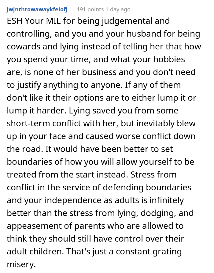 Woman Shows Up Unannounced Thinking That DIL’s Being Unfaithful To Her Son, Finds Out She Was Just Gaming Woman Shows Up Unannounced Thinking That DIL’s Being Unfaithful To Her Son, Finds Out She Was Just Gaming