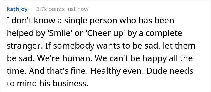 Woman Shares How She Had To Lie To A Stranger About Her Parents Recently Dying To Teach Him Not To Require Smiles From Women Woman Shares How She Had To Lie To A Stranger About Her Parents Recently Dying To Teach Him Not To Require Smiles From Women