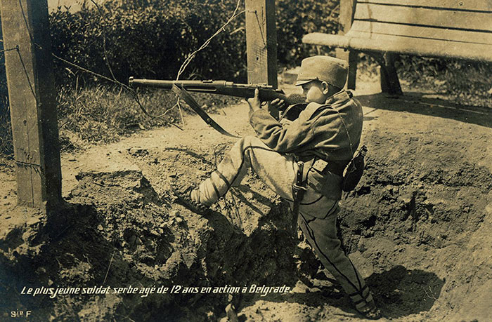 12-Year-Old Dragoljub Jelačić Defending Belgrade In WWI