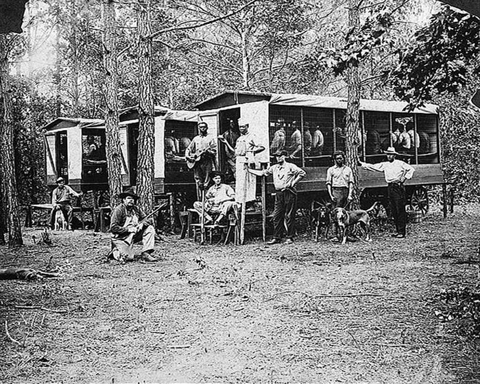Prison Labor, Pitt County North Carolina, 1910. The Prisoners Were Transported In Caged Wagons To Road Work Projects