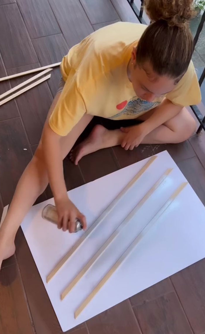 This Woman Gave Her Sister’s Dorm Room A Makeover, And People Are Awestruck This Woman Gave Her Sister’s Dorm Room A Makeover, And People Are Awestruck