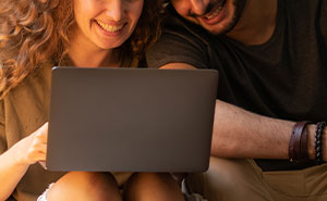Groom Is Stood Up By His Parents At His Own Wedding Because Of Sister, His Best Friend Comes Up With The Best Revenge Plan