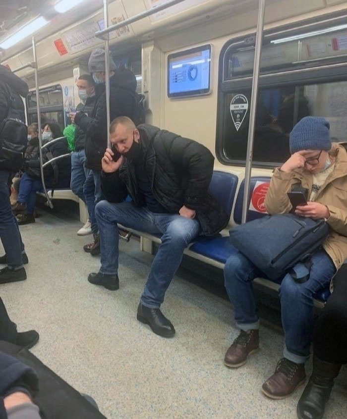 The Final Manspreading Boss