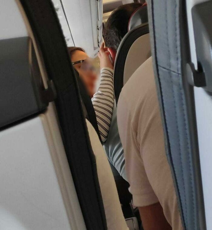 On My Flight To Germany. She Was Squeezing His Pimples For About 1 Hour. He Even Took His Shirt Off So That She Could Squeeze The Pimples On His Back
