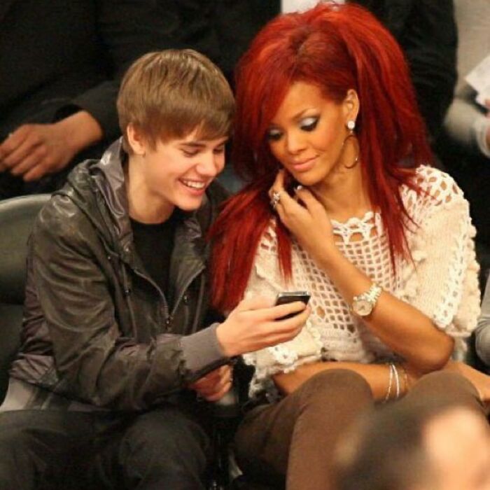 Justin Bieber Was Rejected By Rihanna Who Said 'Nah' When He Asked For Her Number