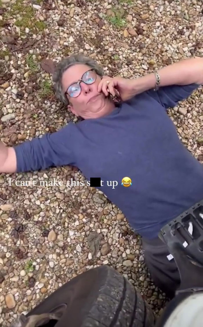 Man Captures A Karen Lying Under His Truck To Make Him Carry The Fridge He Delivered Inside On Video And Goes Viral Online Man Captures A Karen Lying Under His Truck To Make Him Carry The Fridge He Delivered Inside On Video And Goes Viral Online