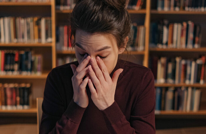 Mom Is "Left Speechless" After Neighbor From Downstairs Has Enough Of Her Loud 3-Year-Old And Tells Her To Be Quiet Mom Is "Left Speechless" After Neighbor From Downstairs Has Enough Of Her Loud 3-Year-Old And Tells Her To Be Quiet