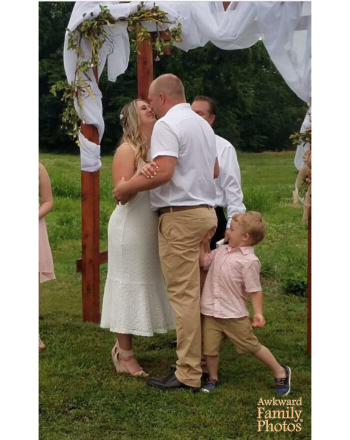 “When The Preacher Said ‘Kiss The Bride,’ My Four-Year-Old Decided To Put A Finger In My Butt”