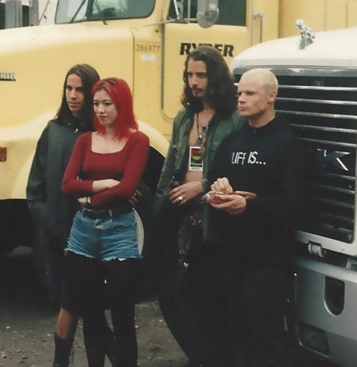 Chris Cornell de Soundgarden con Anthony Kiedis y Flea de Red Hot Chili Peppers & Miki Berenyi de Lush. Lollapalooza. 1992