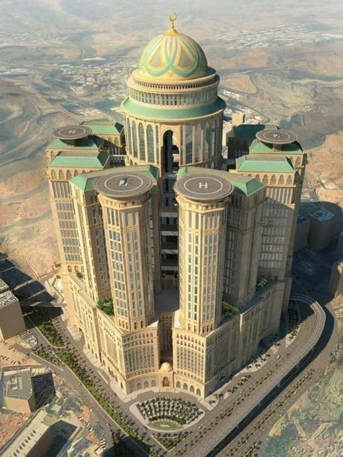 The Largest Hotel In The World 10,000 Rooms Currently Under Construction In Saudi Arabia
