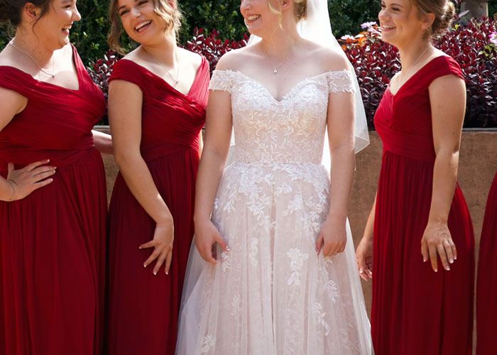 Woman Wears Red Dress To Cousin's Wedding To Show That She Slept With The Groom First, But The Bride Outsmarts Her Woman Wears Red Dress To Cousin's Wedding To Show That She Slept With The Groom First, But The Bride Outsmarts Her