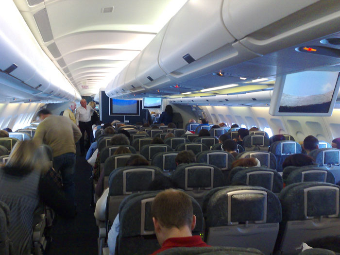 Woman Causes A Scene On A Plane After A Man Who Paid Extra Just To Be There Refused To Switch Seats With Her Woman Causes A Scene On A Plane After A Man Who Paid Extra Just To Be There Refused To Switch Seats With Her