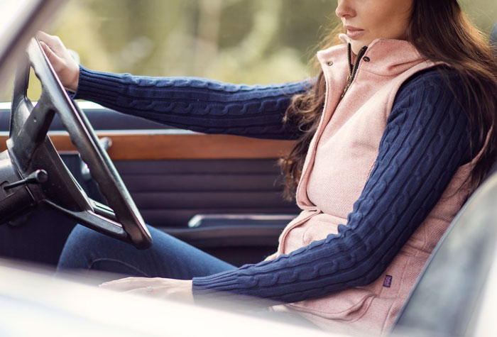 ‘Chronically Late’ Woman Has An Important Appointment, Her Friend Who Was Supposed To Get Her There Leaves When She’s Late